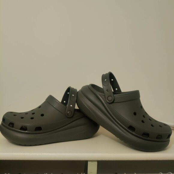 NWOT Unisex Adult Crocs Classic Crush Clog Sz: 10 Comfort Gray Men's 207521 - Picture 12 of 16